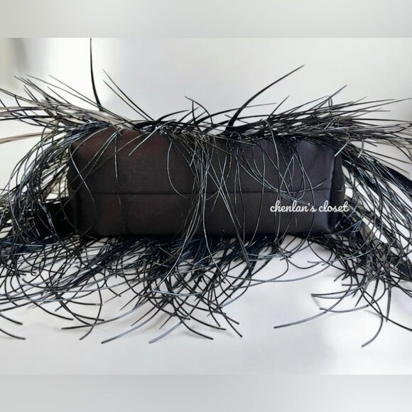 Tory Burch Fleming Feather Mini Hobo With Chain Strap and Gold Hardware NWT - Picture 13 of 16